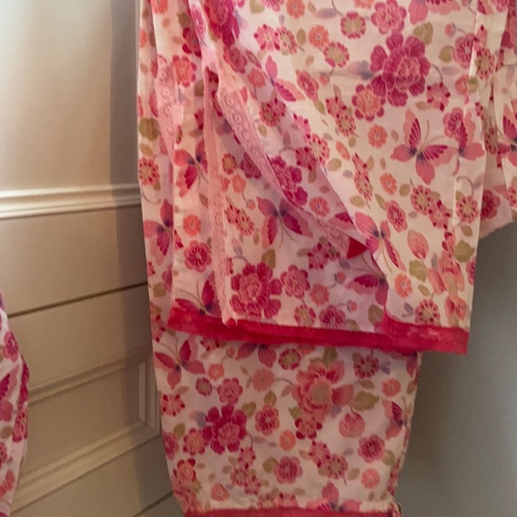 COPY - Josie Natori Pajamas, size medium, Pink Floral top and bottom. Lightly W… - Picture 7 of 7